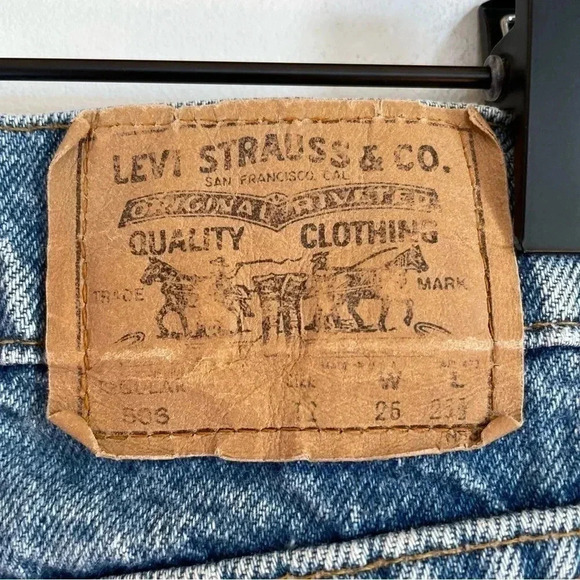 Levi’s Vintage Orange Tab Children’s Jeans Straight Leg Light Wash Distressed 12 - Picture 6 of 11
